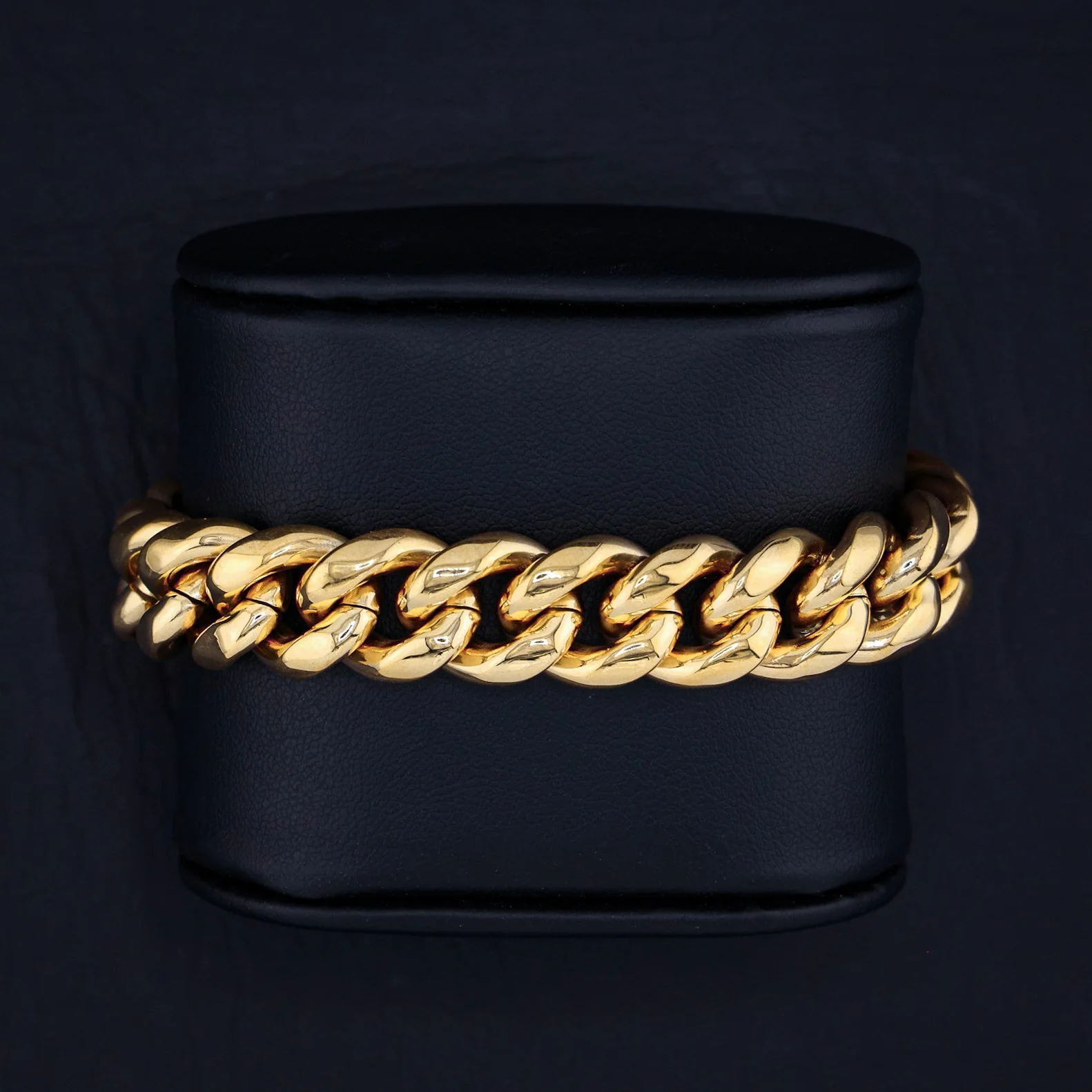 14mm Miami Cuban Bracelet (Iced Out Clasp) - Gold - Image 2