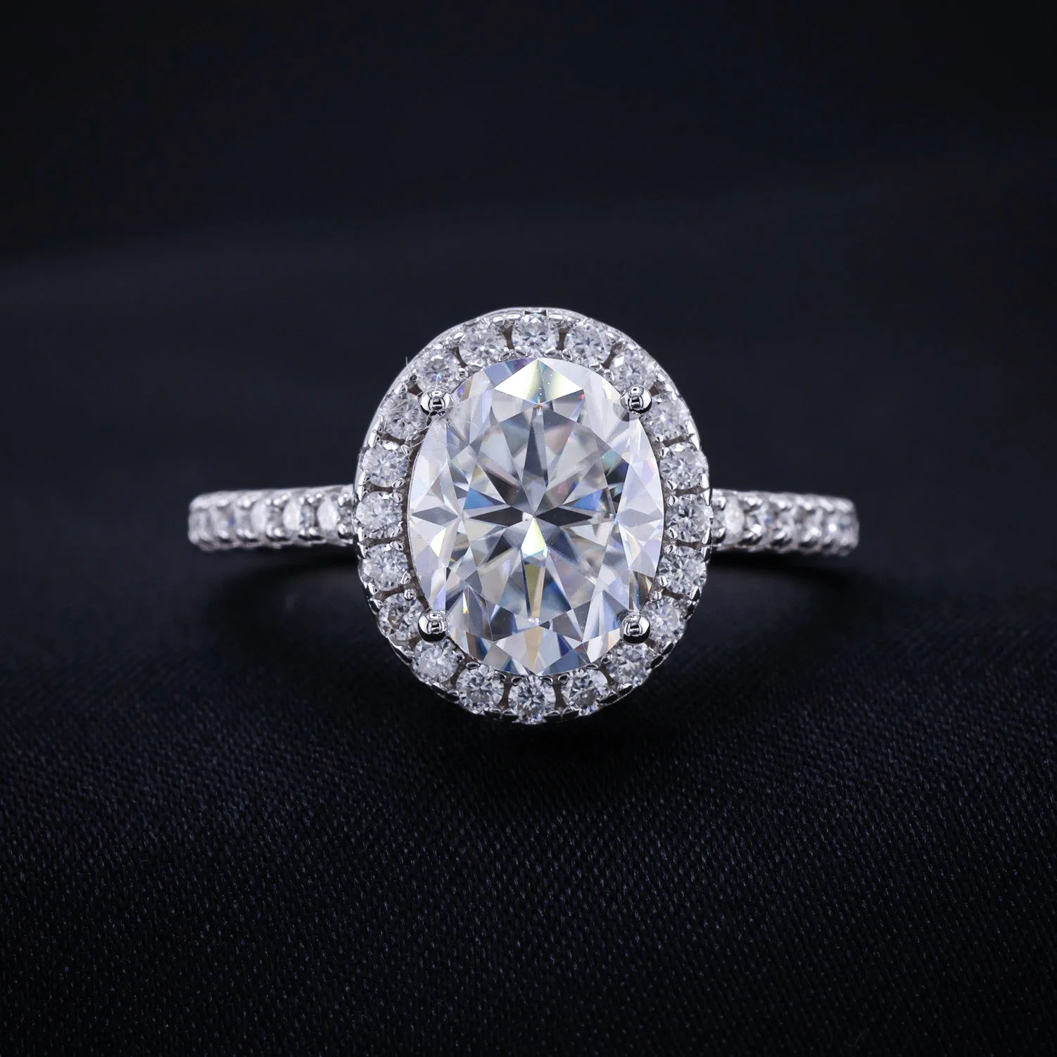 3ct Moissanite Oval Cut Halo Ring - 925 Silver