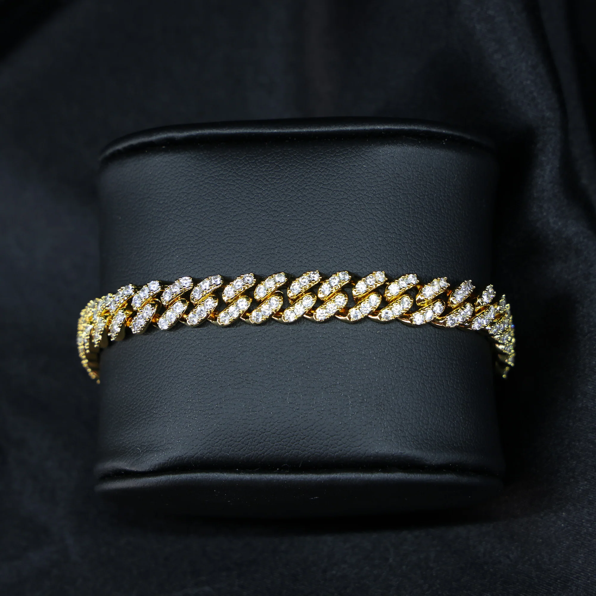 8mm Moissanite Cuban bracelet - Gold over 925 Silver - Image 2