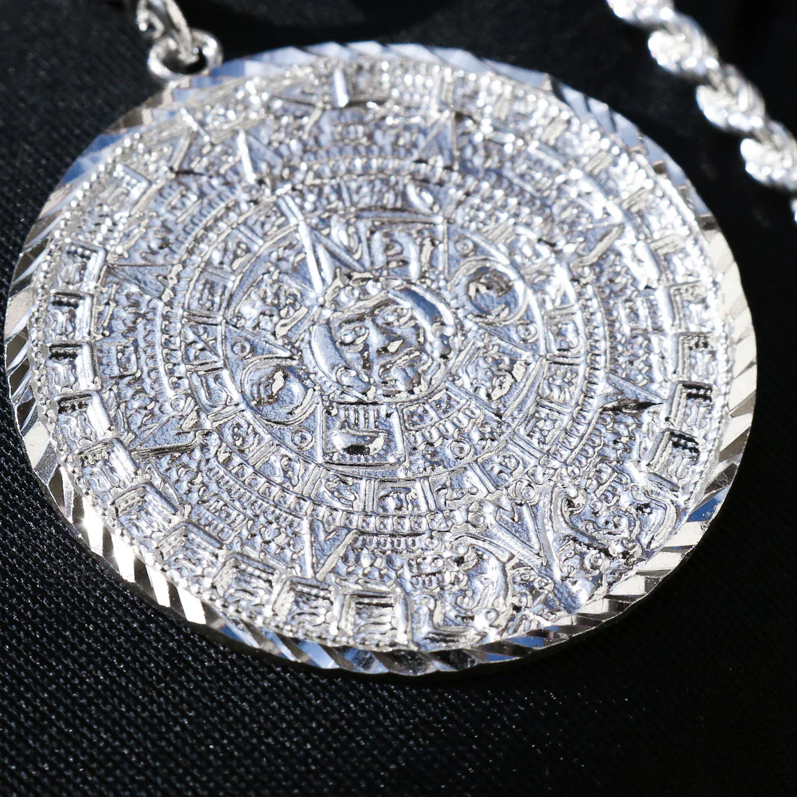 Aztec Calendar Pendant- 925 Silver - Image 2