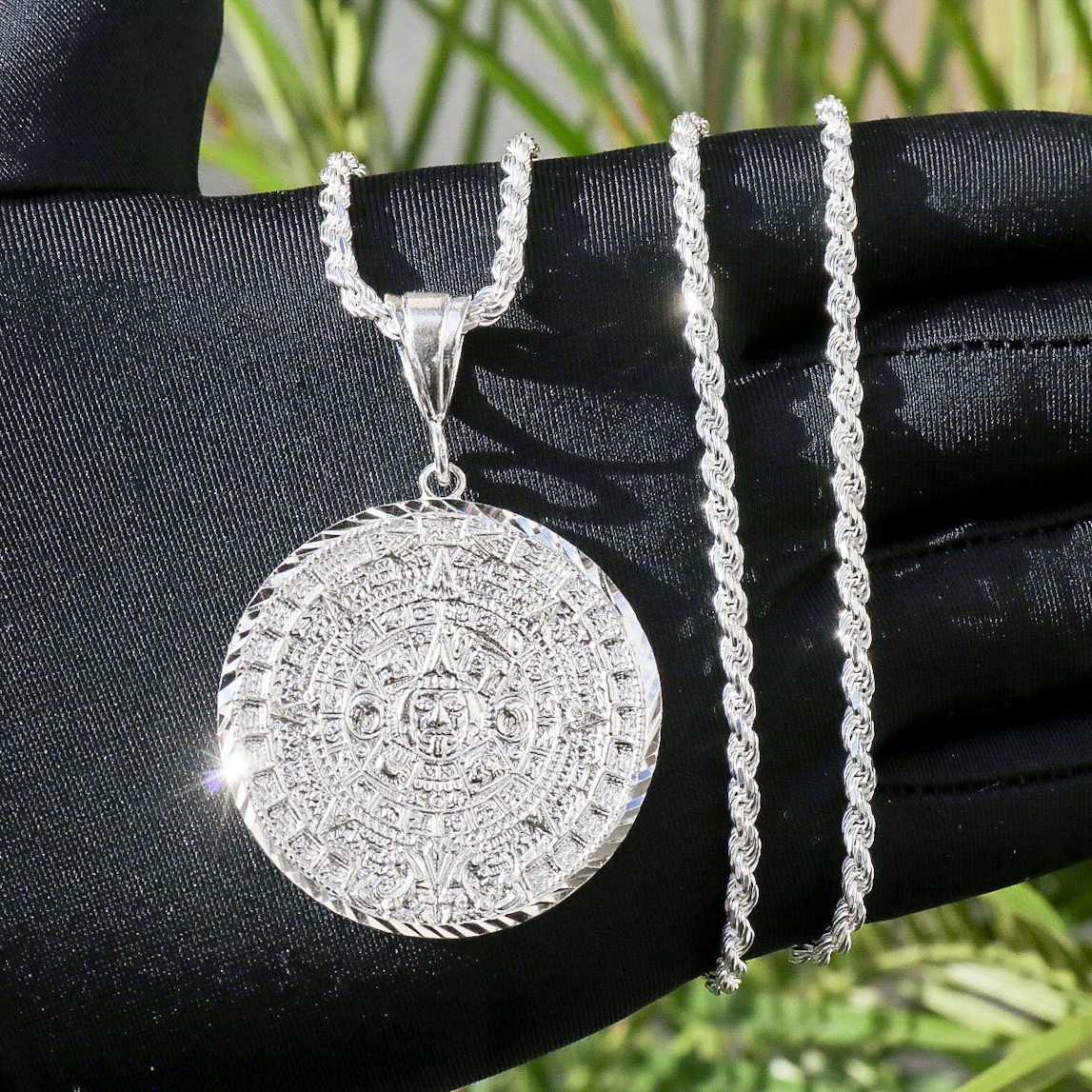 Aztec Calendar Pendant- 925 Silver - Image 3