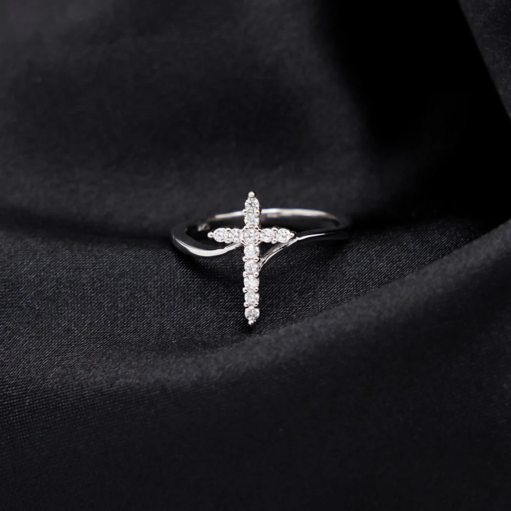Iced Cross Ring - 925 Silver