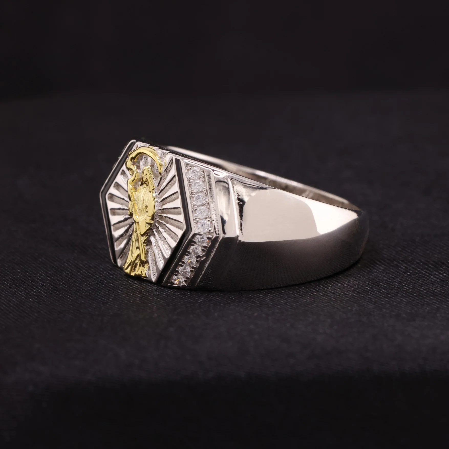 Iced Santa Muerte Ring - 925 Silver - Image 3