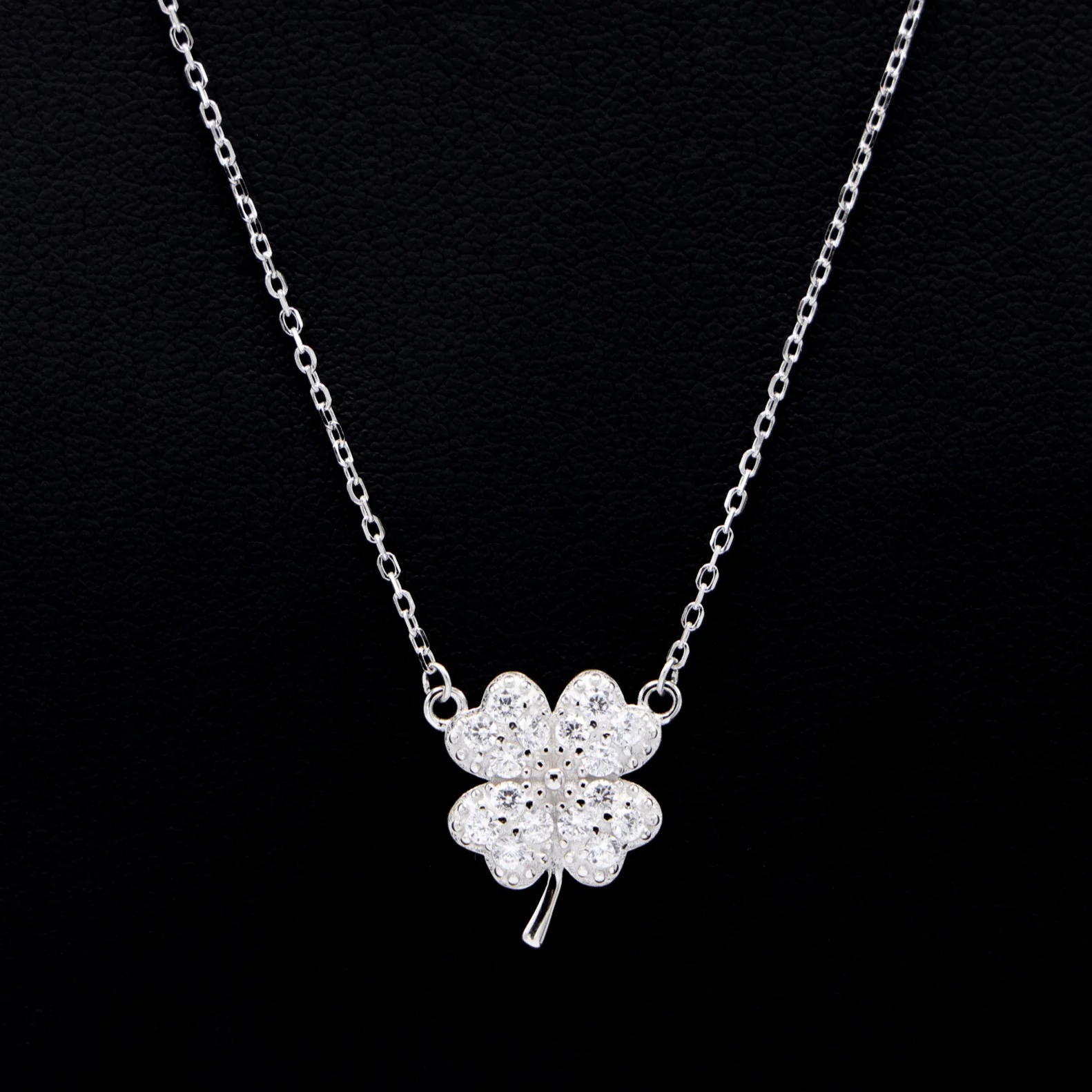 Small Iced Four Leaf Clover Necklace - 925 Silver