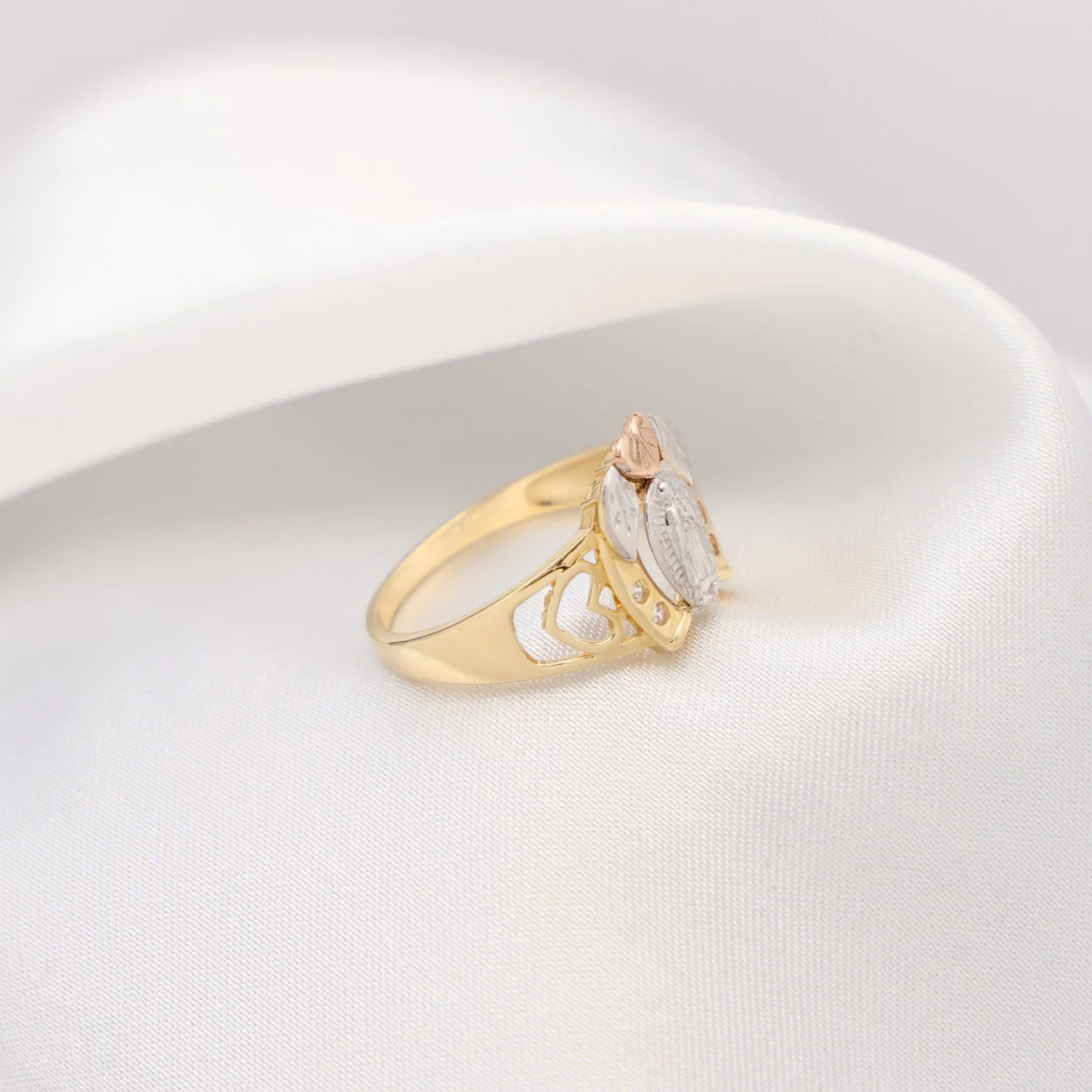 Virgin Mary Horseshoe 3-Tone Ring - 14k Gold - Image 3